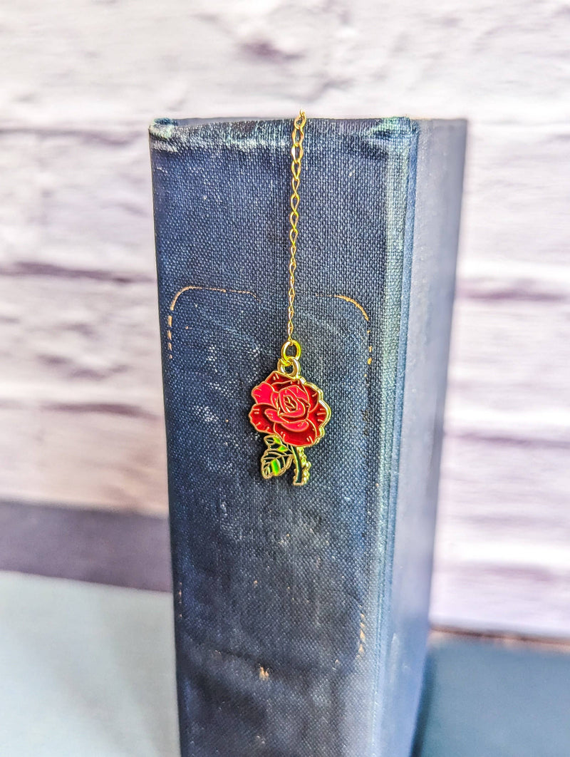 Bookish Trinkets - Red Rose Floral Short Gold Chain Bookmark With Two Flower