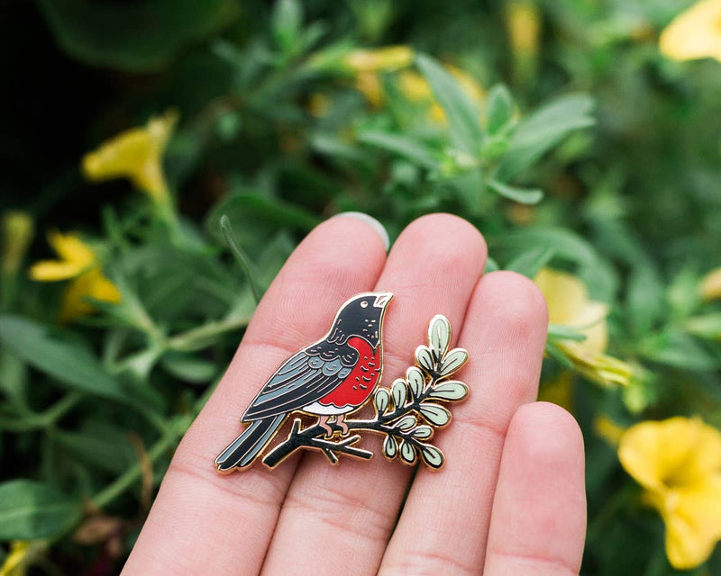 Wildship Studio - Robin Enamel Pin