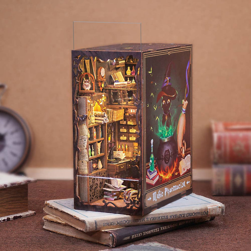Hands Craft - DIY Book Nook Kit: Magic Pharmacist with Dust Cover