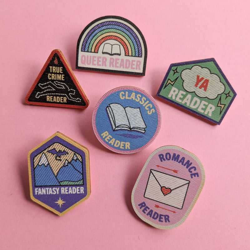 Bookishly (US Duties Paid) - True Crime Reader – Wooden Pin