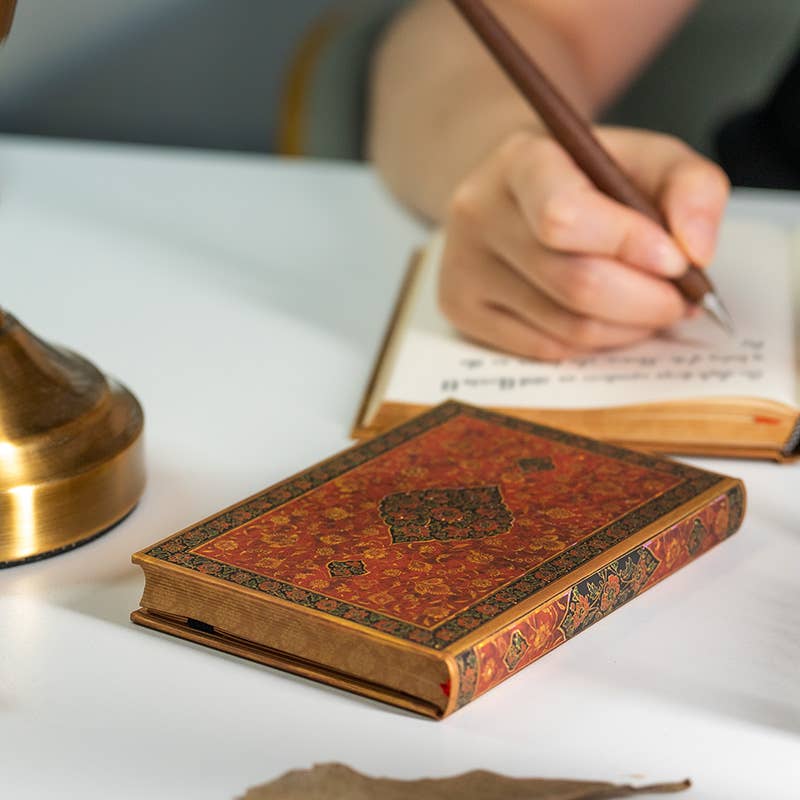 Chronicle Books - Paperblanks 2026 Layla Midi Daily Hardcover 12M Plnr