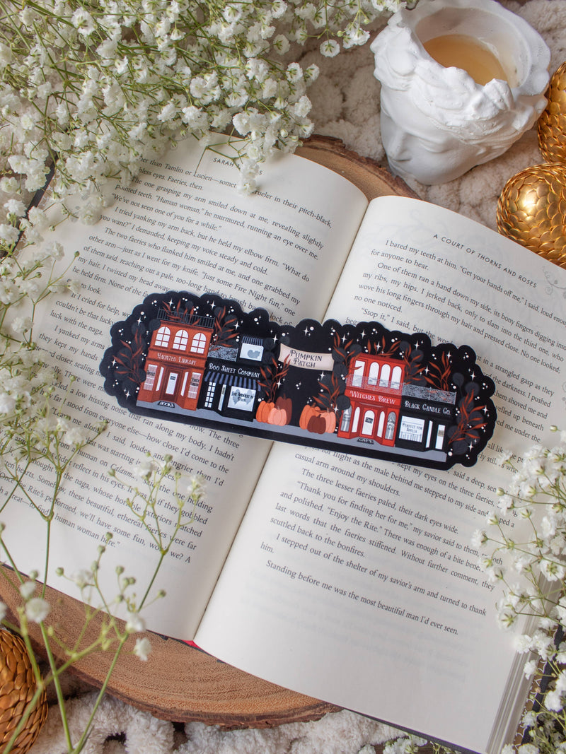 Meaggie Moos - PRE-ORDER | Autumn / Halloween Die-Cut Bookmarks