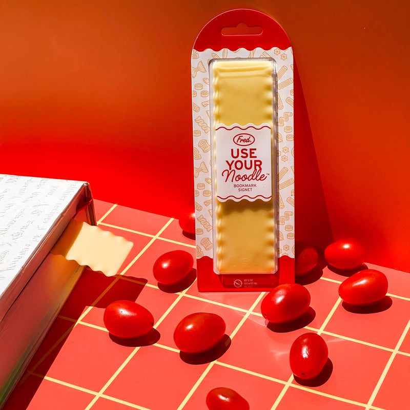Fred & Friends - USE YOUR NOODLE - Lasagna Noodle Bookmark