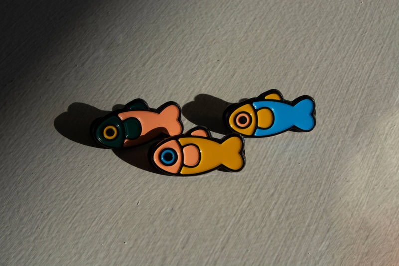 Curlworks - Fish Pin - Coral / Dark Green