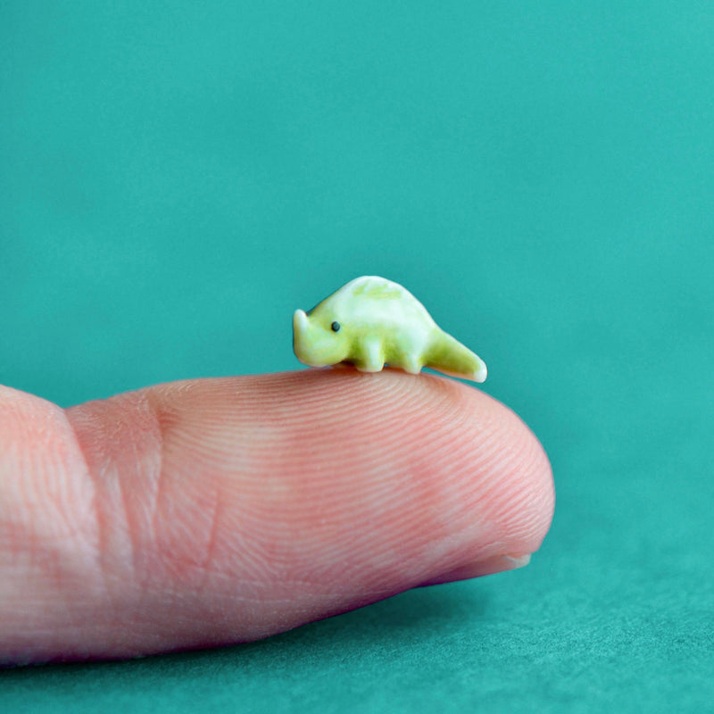 Camp Hollow - World's Tiniest Iguana Figurine