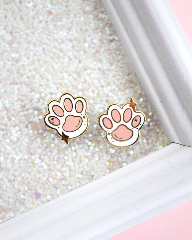 Occasionalish - Toe Beans Enamel Pin